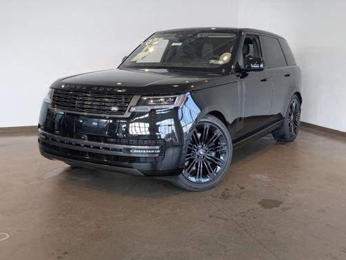 2025 Land Rover Range Rover P530 SE