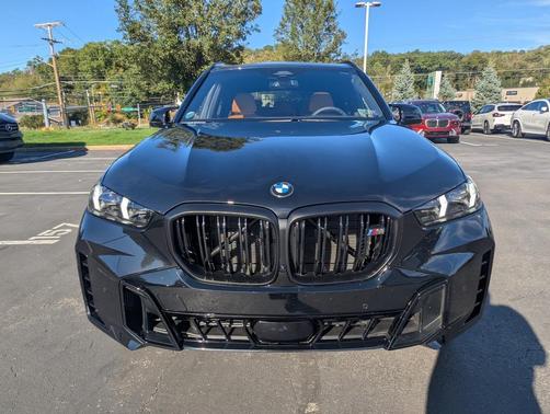 2025 BMW X5 M60i