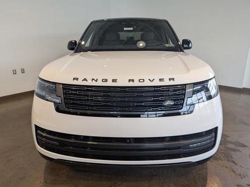 2025 Land Rover Range Rover P530 SE 7 Seat