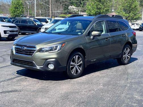 Wilderness Green Metallic 2019 Subaru Outback 3.6R Limited