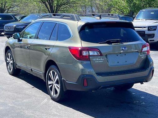 Wilderness Green Metallic 2019 Subaru Outback 3.6R Limited