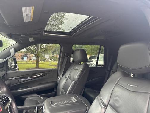 2020 Cadillac Escalade Platinum