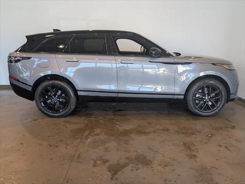 2026 Land Rover Range Rover Velar P250 SE R-Dynamic