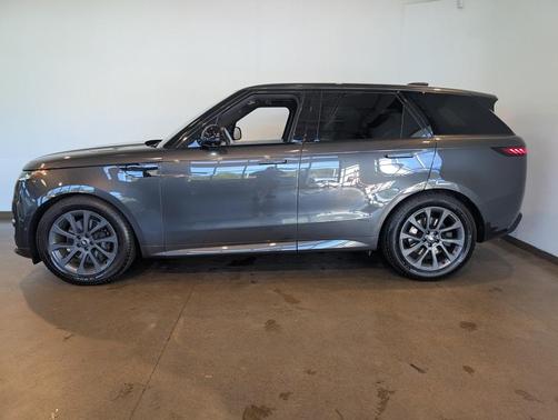 2023 Land Rover Range Rover Sport SE