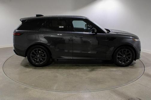 2023 Land Rover Range Rover Sport SE