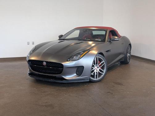 2019 Jaguar F-TYPE P300