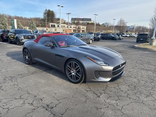 2019 Jaguar F-TYPE P300