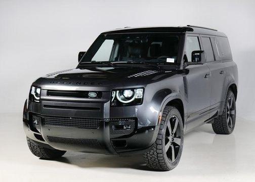 2024 Land Rover Defender V8