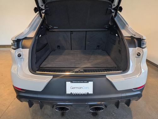 2024 Porsche Cayenne Turbo GT