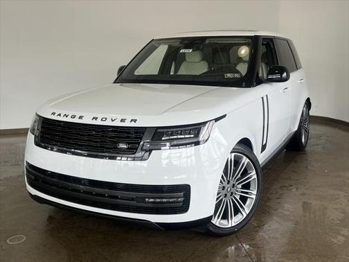 2025 Land Rover Range Rover P400 SE