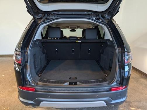 2023 Land Rover Discovery Sport SE