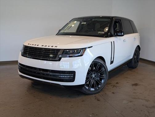 2025 Land Rover Range Rover P530 SE