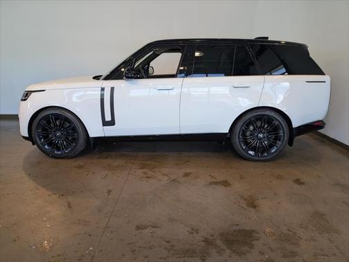 2025 Land Rover Range Rover P530 SE