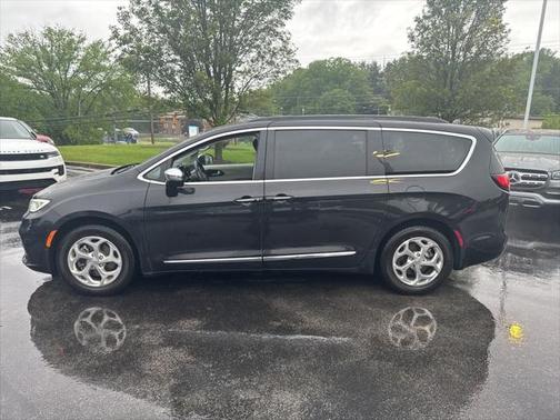 2022 Chrysler Pacifica Limited