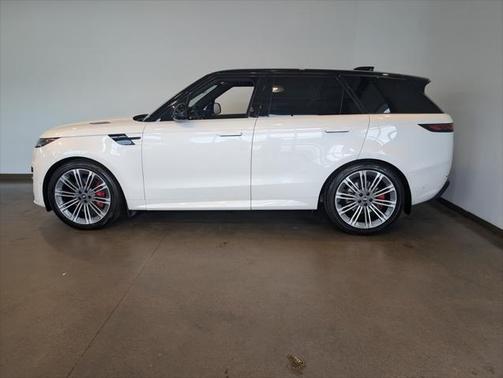 2024 Land Rover Range Rover Sport SE