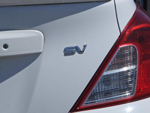 Fresh Powder 2018 Nissan Versa 1.6 SV