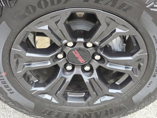 2025 GMC Canyon 4WD Elevation