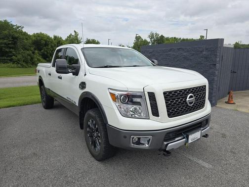 2018 Nissan Titan XD PRO-4X