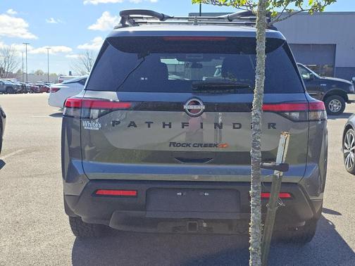 2025 Nissan Pathfinder Rock Creek