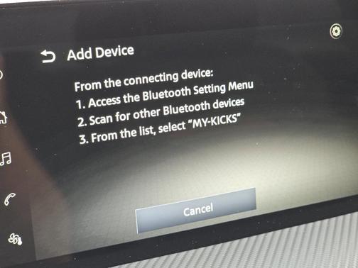 2025 Nissan Kicks SR