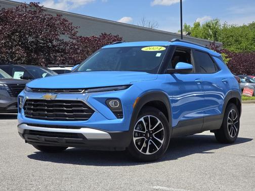 Fountain Blue 2024 Chevrolet Trailblazer LT