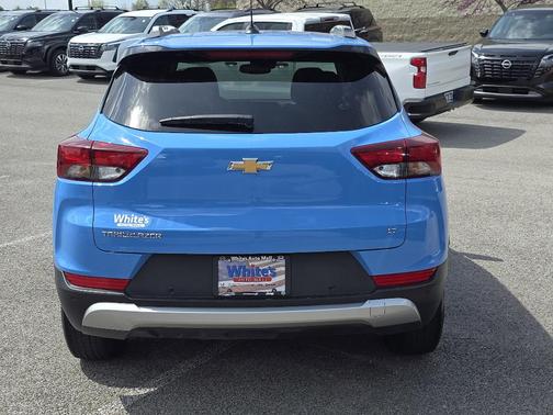 Fountain Blue 2024 Chevrolet Trailblazer LT