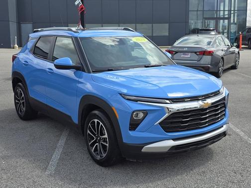 Fountain Blue 2024 Chevrolet Trailblazer LT