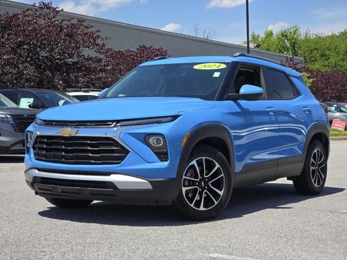 Fountain Blue 2024 Chevrolet Trailblazer LT