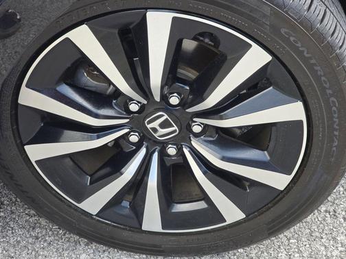 2023 Honda Civic EX-L