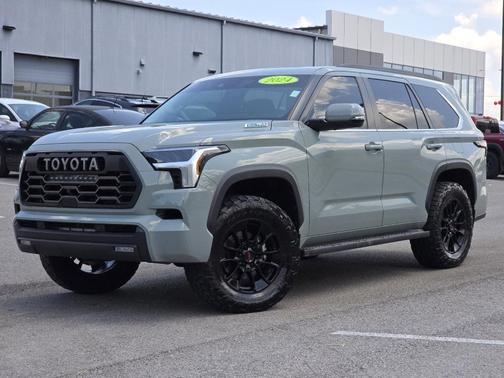 2024 Toyota Sequoia SR5