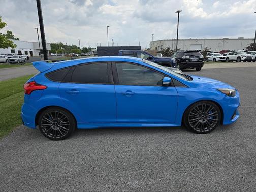 2017 Ford Focus RS Base