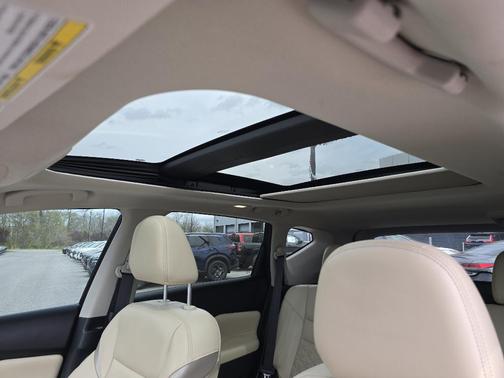 2023 Nissan Murano Platinum