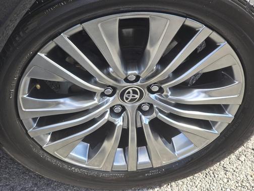 2021 Toyota Venza Limited