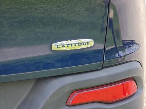 2018 Jeep Cherokee Latitude