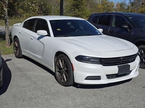 2015 Dodge Charger SE