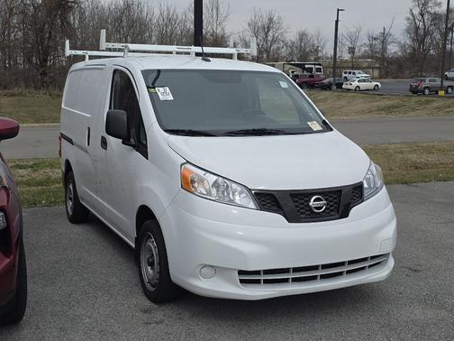 2021 Nissan NV200 S
