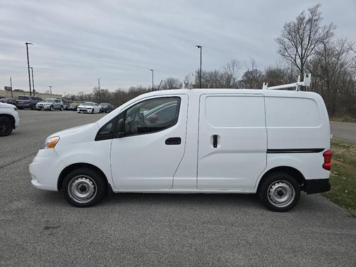 2021 Nissan NV200 S
