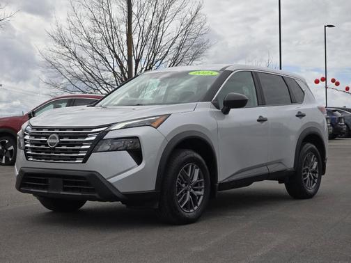 Brilliant Silver Metallic 2025 Nissan Rogue S