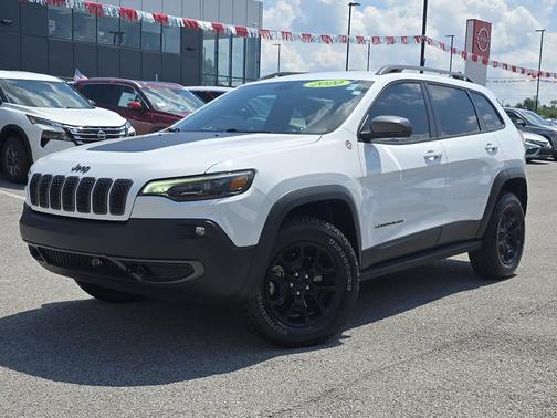 2020 Jeep Cherokee Trailhawk