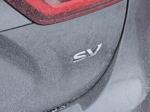 2022 Nissan Rogue Sport SV