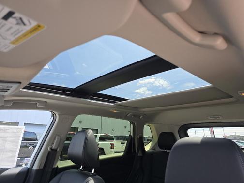 Everest White P 2026 Nissan Rogue Dark Armor