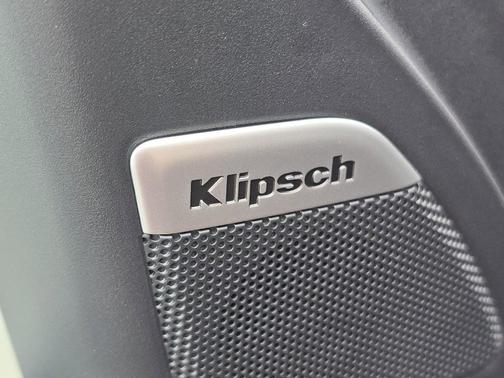 Coulis Red Pear 2026 Nissan Armada SL