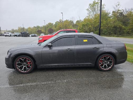 2016 Chrysler 300 S