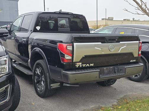 2023 Nissan Titan Platinum Reserve