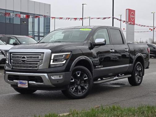 2023 Nissan Titan Platinum Reserve