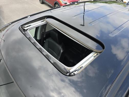 Crystal Black Pearl 2021 Honda Pilot EX-L