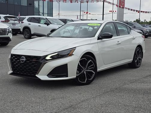 2024 Nissan Altima 2.5 SR