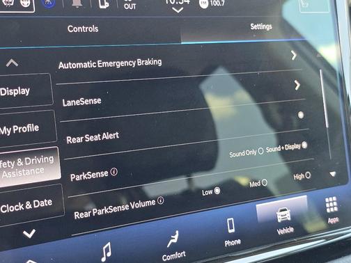 2023 Chrysler Pacifica Touring-L