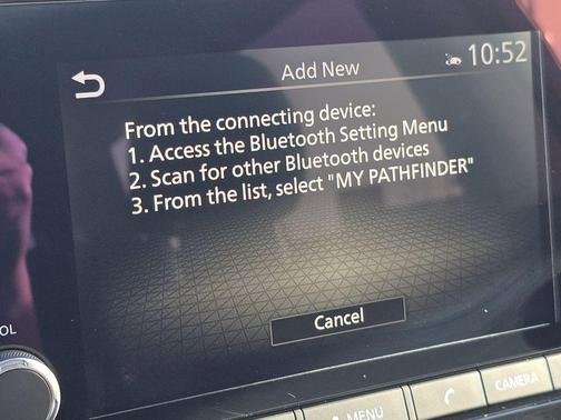 2025 Nissan Pathfinder SV