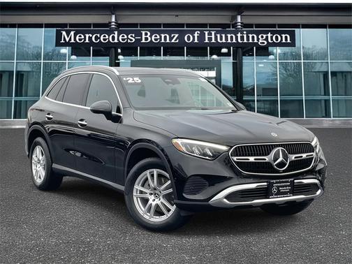 2025 Mercedes-Benz GLC 300 